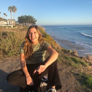 Meet your Posher, Kayla